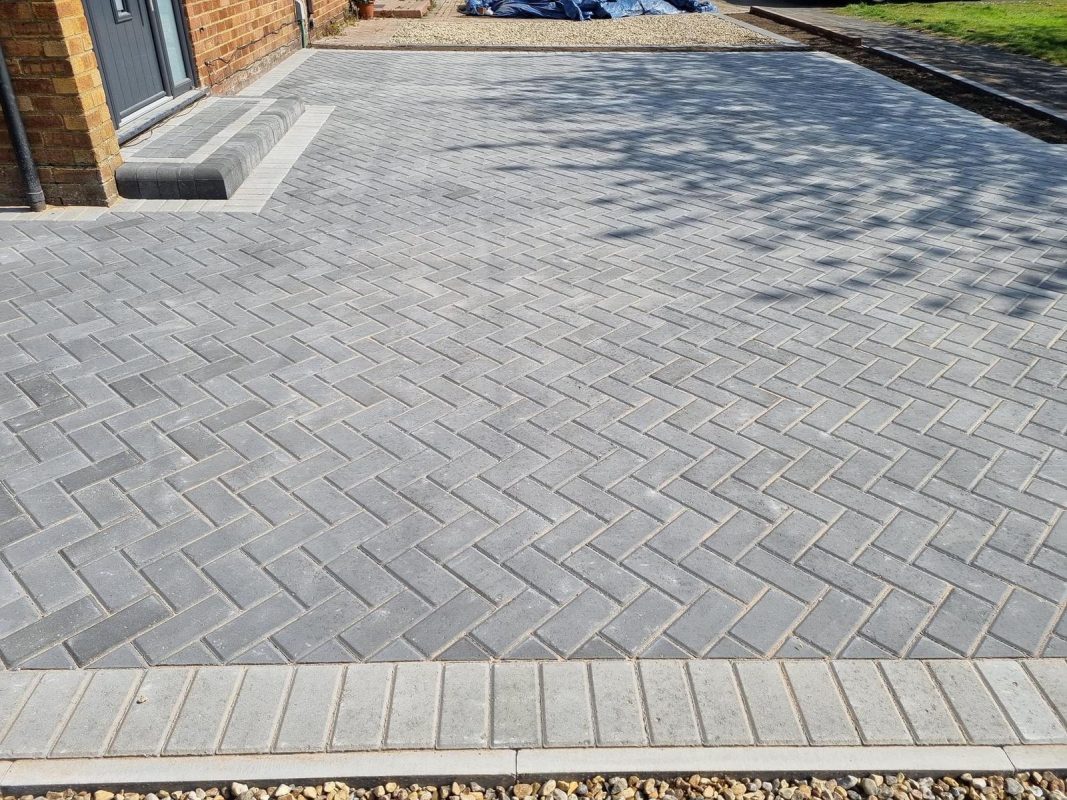 Paving by Banbury Roofing & Driveways in Bicester
